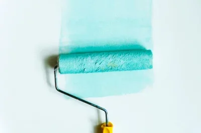 Peinture intérieure à Bio — murs, plafonds et boiseries